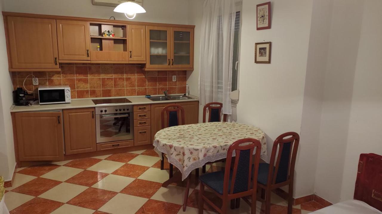 Árnyas Apartman Balatonlelle Kültér fotó